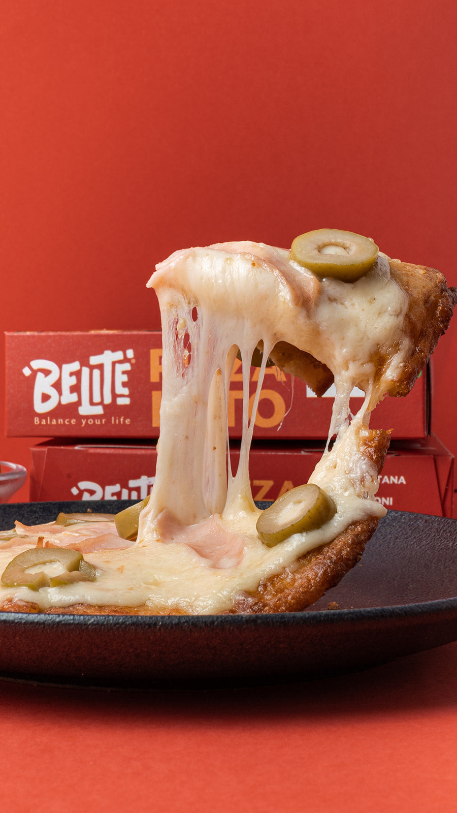 PIZZA KETO NAPOLITANA